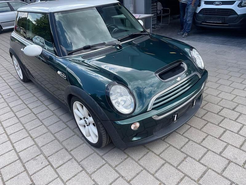 Grün Gebraucht 2003 Mini Cooper S Kleinwagen | 2.500 € (Fairer Preis) - Bild 1/4