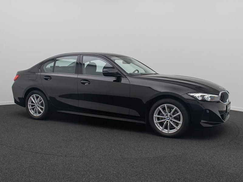 Gebraucht BMW 320 Shadowline 184 PS (135 kW) 2022 Schwarz668 Limousine