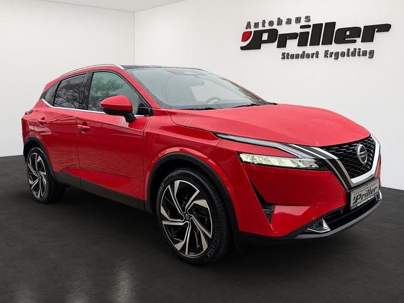 Gebraucht Nissan Qashqai Tekna+ 158 PS (116 kW) 2022 Rot SUV