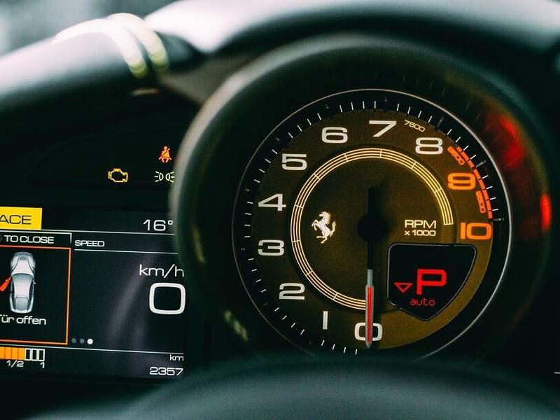 Gebraucht Ferrari F12 735 PS (540 kW) 2016 Schwarz Coupé