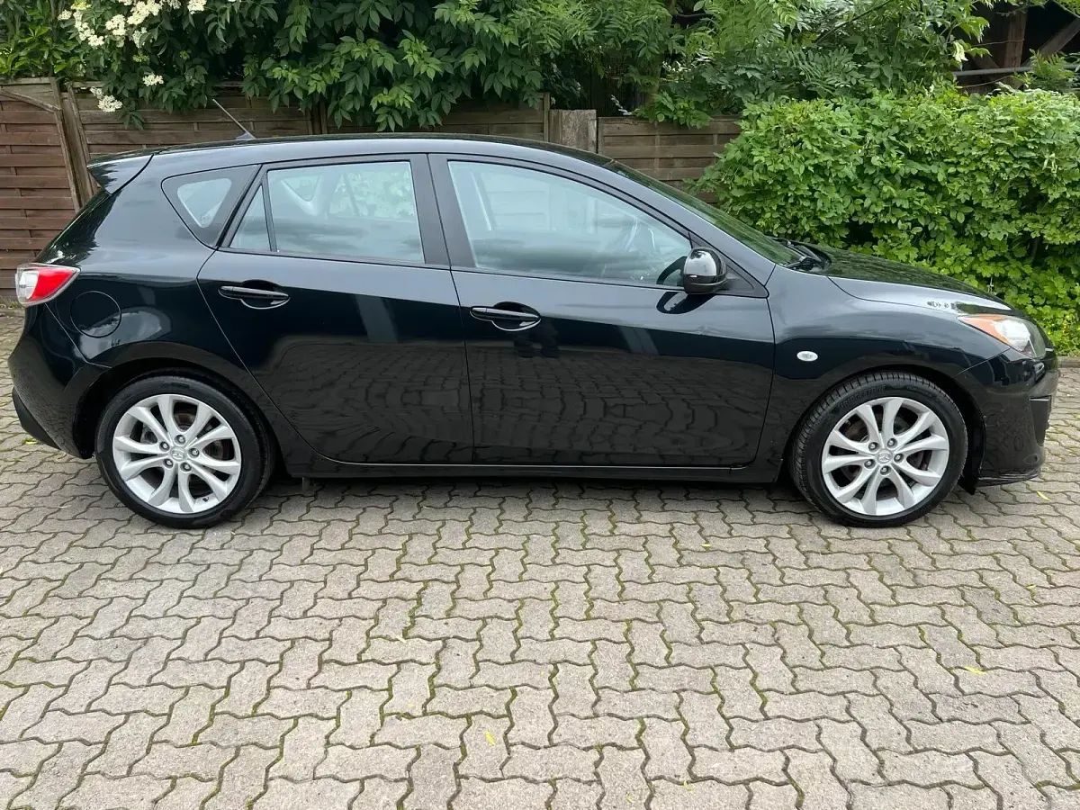 Gebraucht Mazda 3 150 PS (110 kW) 2010 Schwarz Limousine