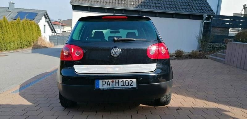 Gebraucht VW Golf V 102 PS (75 kW) 2007 Schwarz Limousine