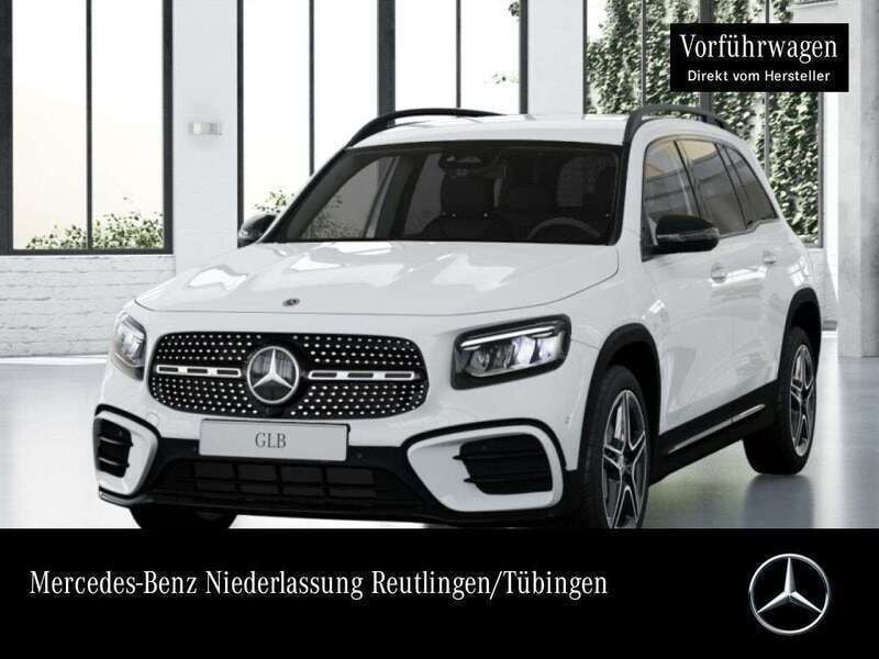 Polarweiß Gebraucht 2024 Mercedes GLB200 AMG SUV | 41.990 € (Fairer Preis) - Bild 1/4