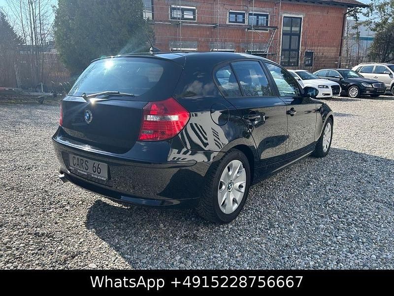 Gebraucht BMW 120 Advantage 177 PS (130 kW) 2009 Schwarz Kleinwagen