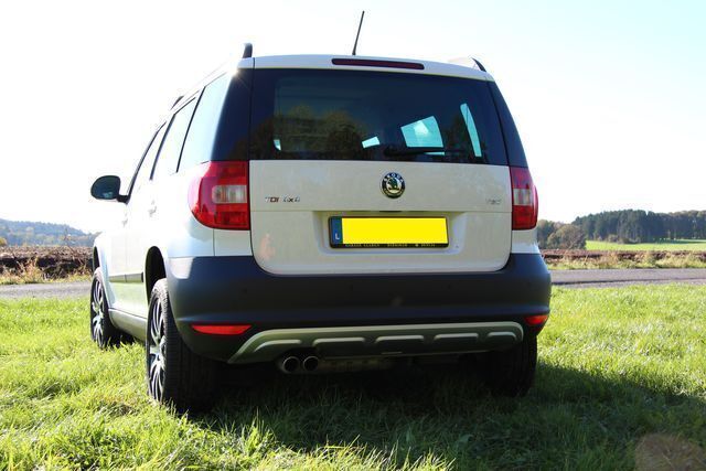 Gebraucht Skoda Yeti 231 PS (169 kW) 2013 Weiß metallic SUV