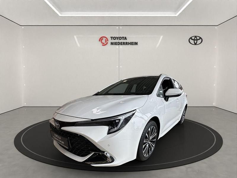 Weiß Neu 2025 Toyota Corolla Kombi | 34.888 € (Etwas zu teuer) - Bild 1/4