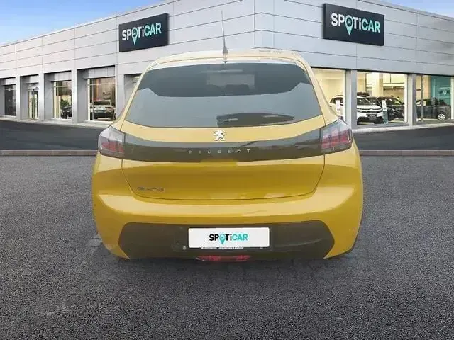 Gebraucht Peugeot e-208 Active 100 kW (136 PS) 2023 Gelb Kleinwagen