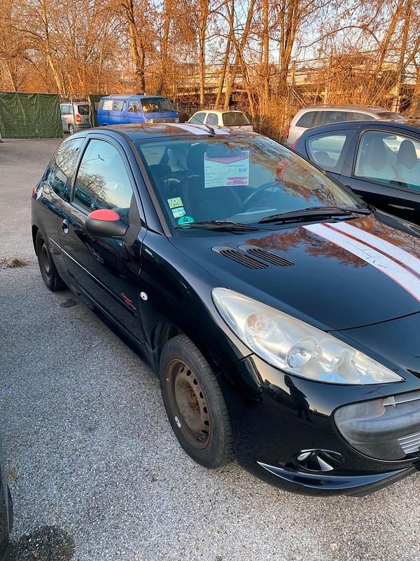 Gebraucht Peugeot 206+ 2012 Schwarz Kleinwagen