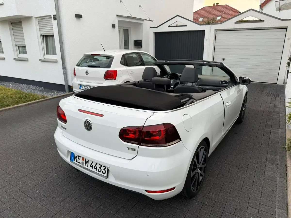 Gebraucht VW Golf Cabriolet Match 160 PS (117 kW) 2012 Weiß Cabrio