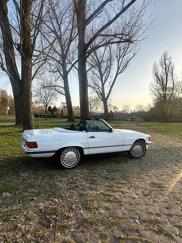 Gebraucht Mercedes SL500 1985 Weiß Cabrio
