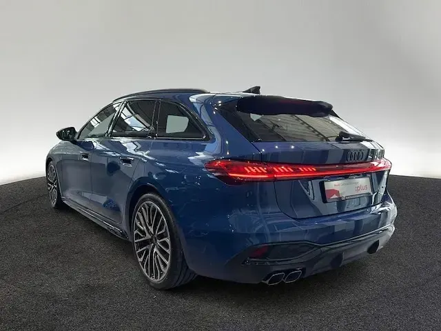 Gebraucht Audi A5 S-Line 204 PS (150 kW) 2026 Ascariblau metallic Kombi