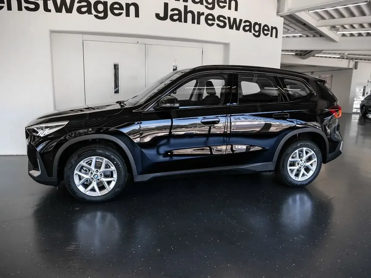 Gebraucht BMW X1 Shadowline 150 PS (110 kW) 2025 Schwarz SUV