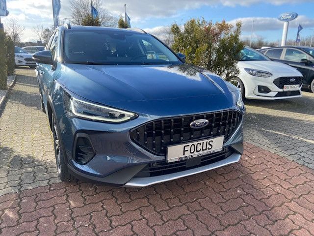 Chrome blue Neu 2024 Ford Focus Active X Limousine | 35.490 € (Teuer) - Bild 1/4