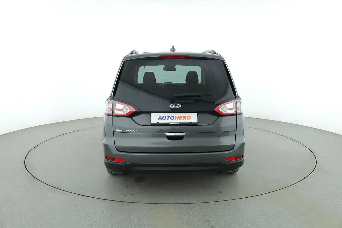 Gebraucht Ford Galaxy Trend 150 PS (110 kW) 2020 Grau Van / Kleinbus