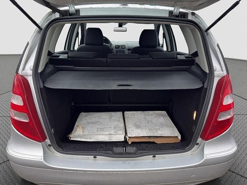 Gebraucht Mercedes A150 95 PS (69 kW) 2008 Silber Limousine
