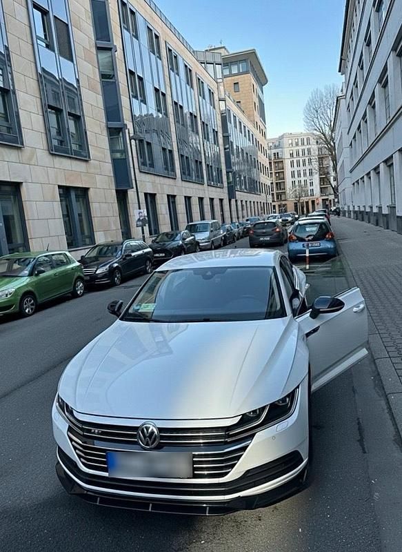 Gebraucht VW Arteon 150 PS (110 kW) 2019 Weiß Kleinwagen