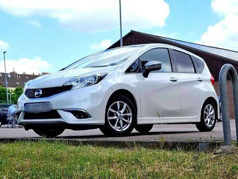 Second-hand Nissan Note Acenta+ 90 CP (66 kW) 2015 Alb Break