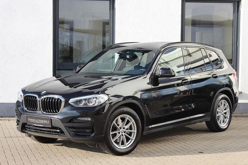 Schwarz Gebraucht 2020 BMW X3 Sport Line SUV | 25.900 € (Guter Preis) - Bild 1/4