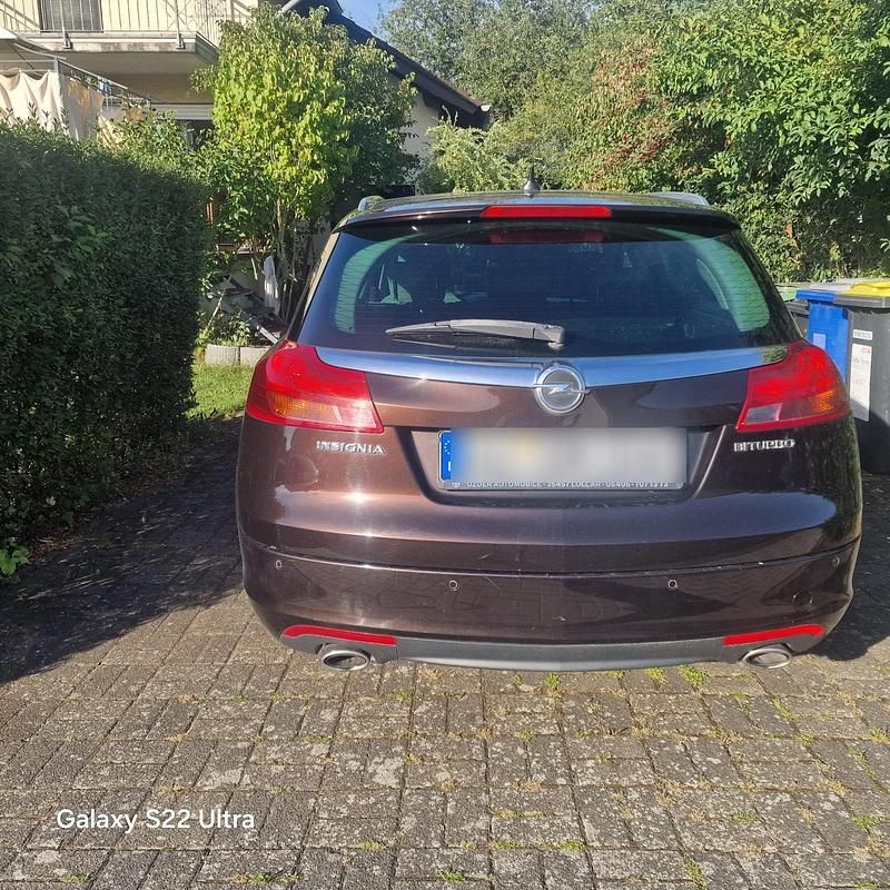 Braun Gebraucht 2012 Opel Insignia Kombi | 4.200 € (Fairer Preis) - Bild 1/4