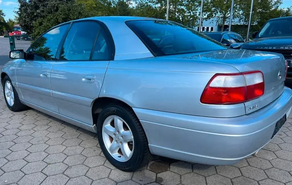 Gebraucht Opel Omega Edition 144 PS (105 kW) 2004 Silber Limousine