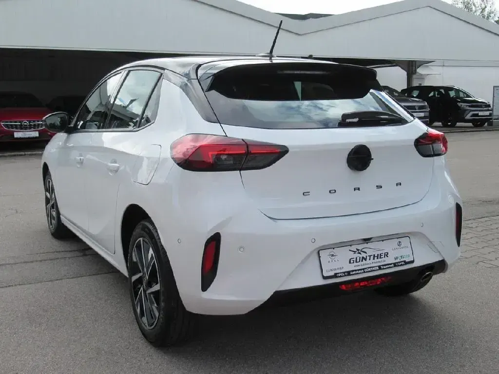Gebraucht Opel Corsa 101 PS (74 kW) 2024 Weiß Kleinwagen