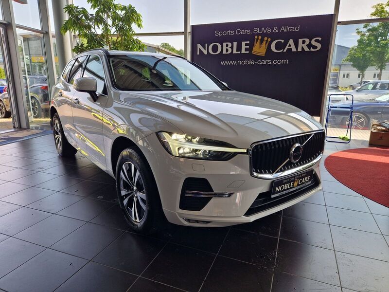 Ice white, solid / solid Gebraucht 2021 Volvo XC60 Momentum SUV | 34.690 € (Superpreis) - Bild 1/4
