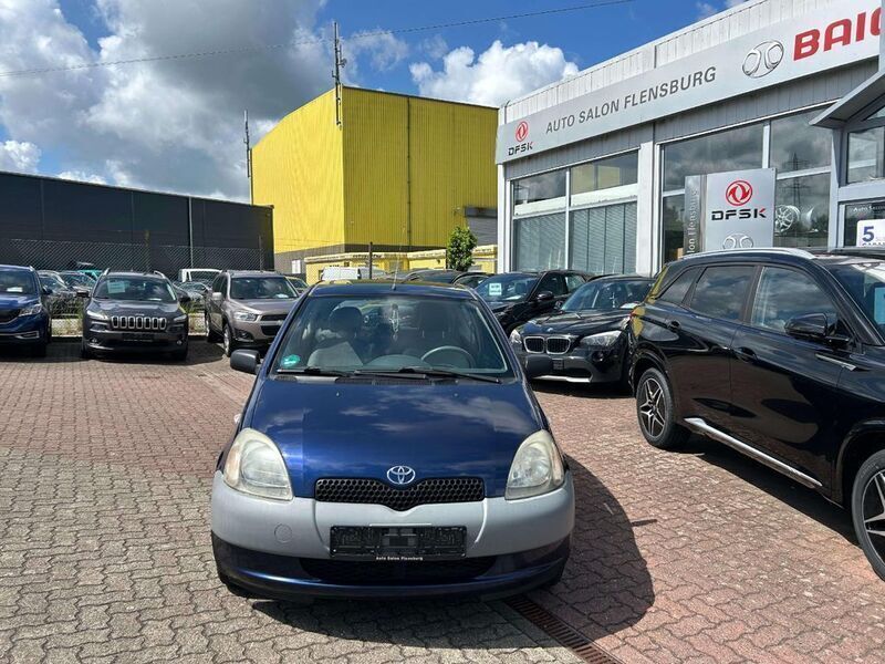 Gebraucht Toyota Yaris 68 PS (50 kW) 1999 Blau Limousine