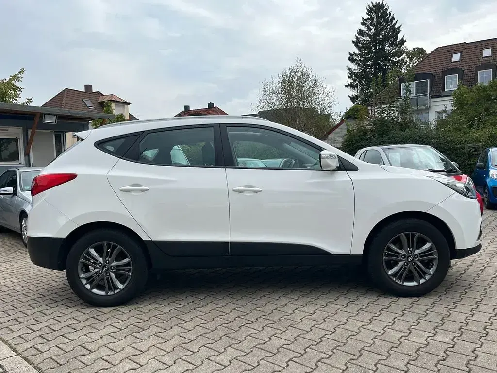 Gebraucht Hyundai ix35 Trend 135 PS (99 kW) 2014 Weiß SUV