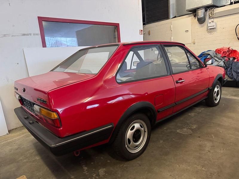 Gebraucht VW Polo 54 PS (39 kW) 1988 Rot Limousine