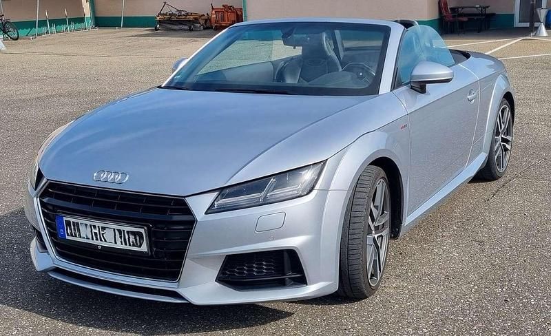 Silber Gebraucht 2017 Audi TT Roadster S-Line Cabrio | 23.900 € (Guter Preis) - Bild 1/4