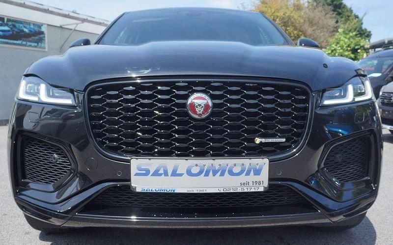 Gebraucht Jaguar F-Pace R-Dynamic 404 PS (297 kW) 2023 Santorini black (metallic) SUV