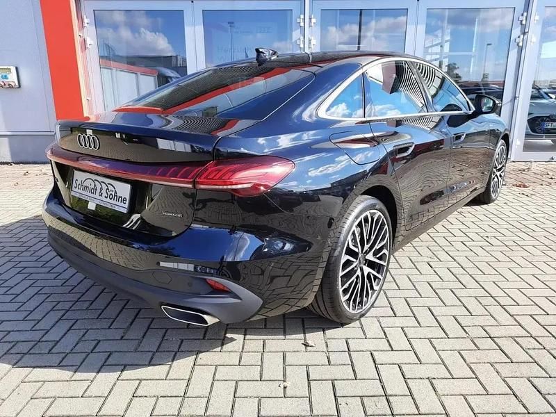 Neu Audi A5 Sport 252 PS (185 kW) 2025 Schwarz Coupé