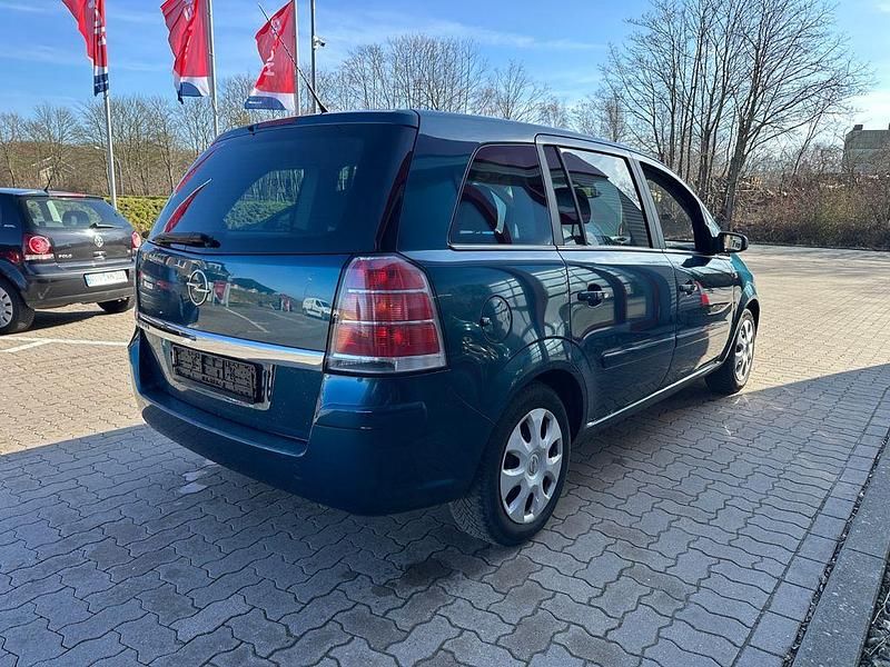 Gebraucht Opel Zafira 105 PS (77 kW) 2007 Grün Van / Kleinbus