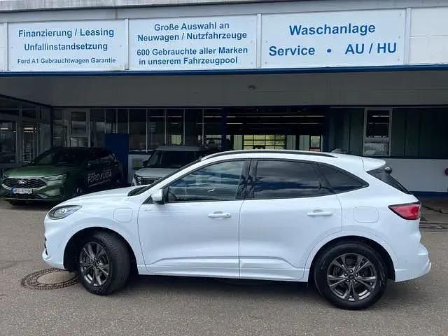 Gebraucht Ford Kuga ST-Line X 152 PS (111 kW) 2021 Frostweiß SUV
