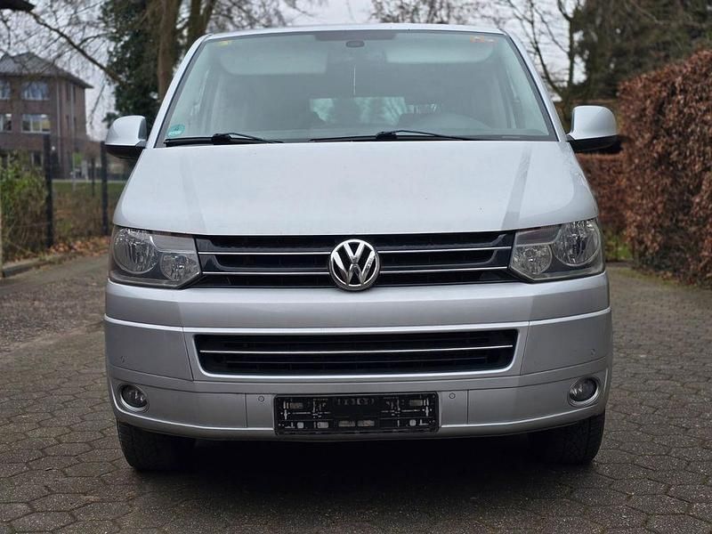 Gebraucht VW Multivan Highline 180 PS (132 kW) 2011 Grau Van