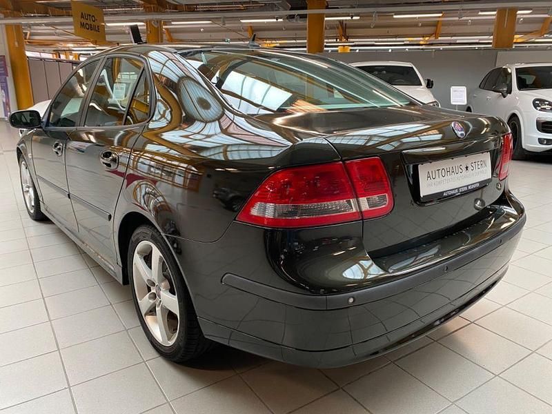 Second-hand Saab 9-3 150 CP (110 kW) 2003 Negru Berlinǎ