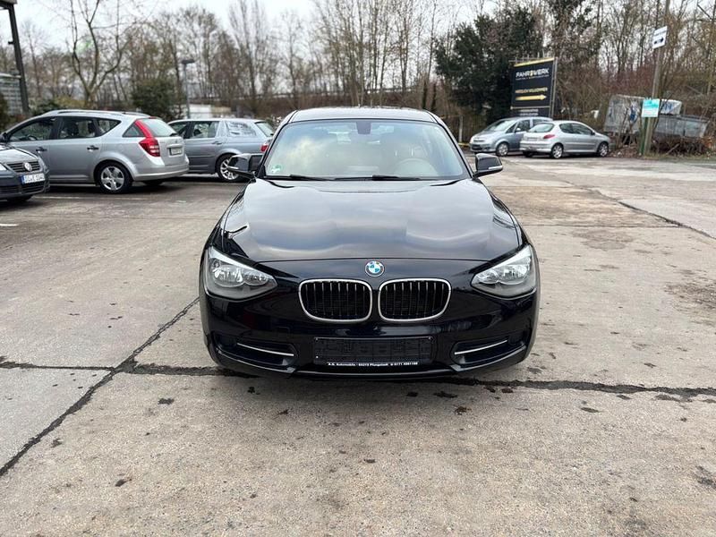 Gebraucht BMW 116 Advantage 136 PS (100 kW) 2012 Schwarz Kleinwagen