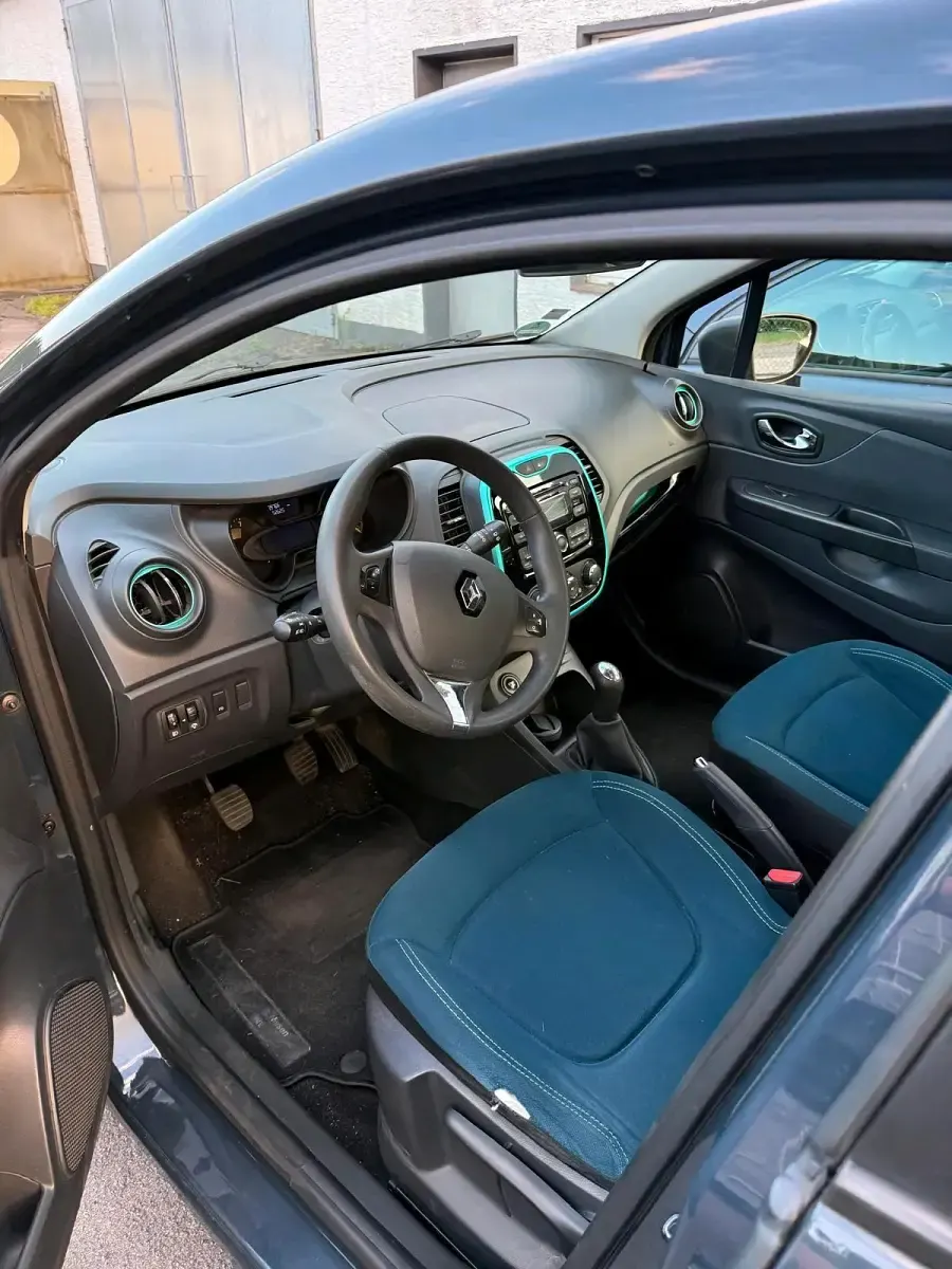 Gebraucht Renault Captur 90 PS (66 kW) 2013 Blau SUV