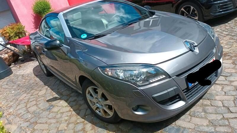 Silber Gebraucht 2013 Renault Mégane Cabriolet Cabrio | 5.999 € - Bild 1/4