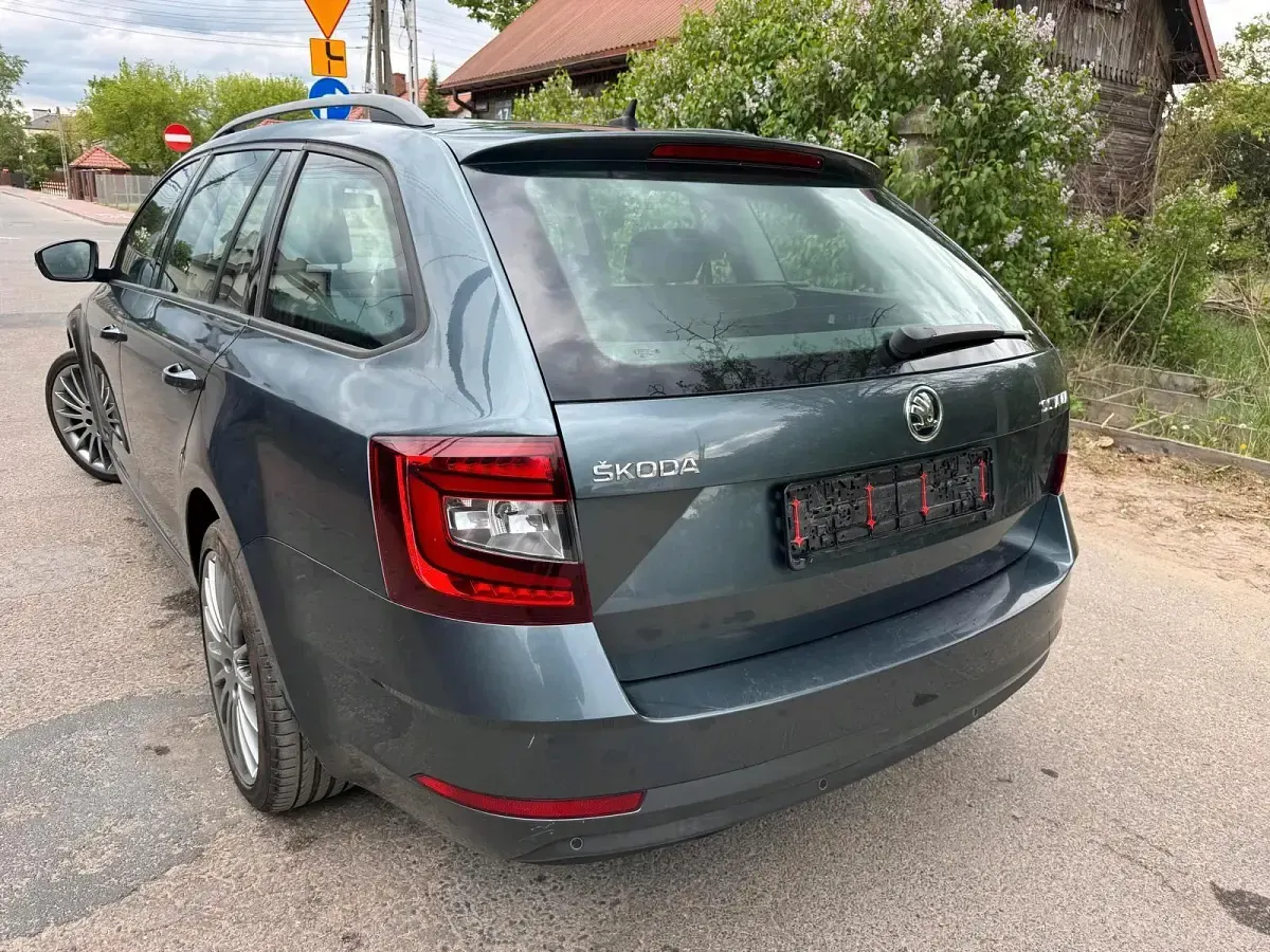 Gebraucht Skoda Fabia 116 PS (85 kW) 2018 Grau Kombi
