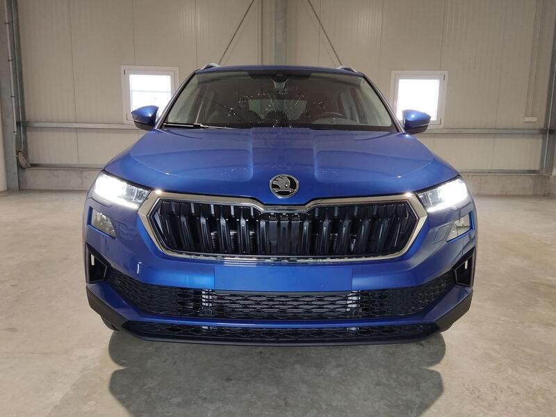 Raceblau metallic Neu 2025 Skoda Karoq Selection SUV | 33.079 € (Guter Preis) - Bild 1/1