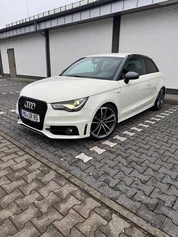 Gebraucht Audi A1 S-Line 185 PS (136 kW) 2012 Weiß Kleinwagen