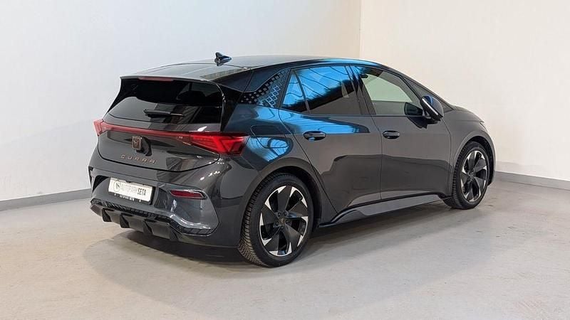Usata Cupra Born 169 kW (231 CV) 2023 Grigio Utilitaria