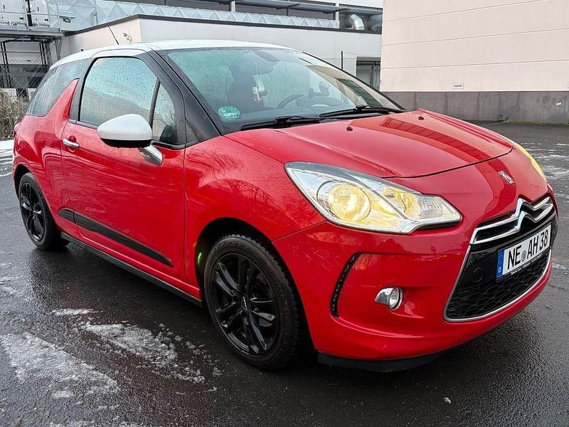 Gebraucht Citroën DS3 Chic 92 PS (67 kW) 2011 Schwarz Kleinwagen