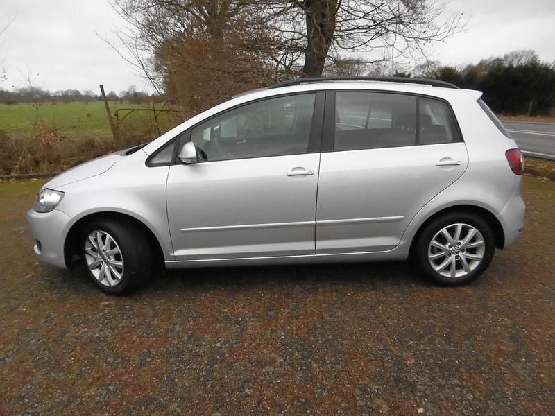 Gebraucht VW Golf Plus Cross 80 PS (58 kW) 2013 Silber Van / Kleinbus