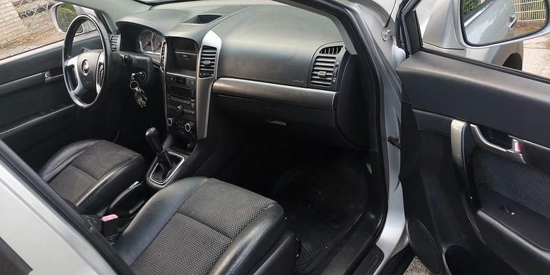 Gebraucht Chevrolet Captiva LS 136 PS (100 kW) 2008 Silber SUV