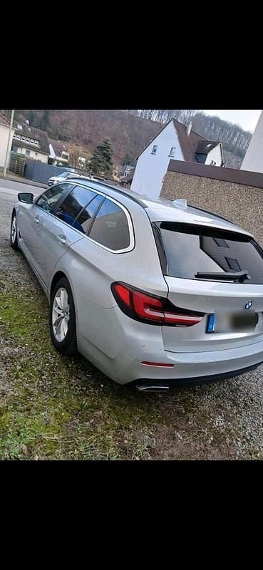 Gebraucht BMW 530 286 PS (210 kW) 2021 Silber Kombi