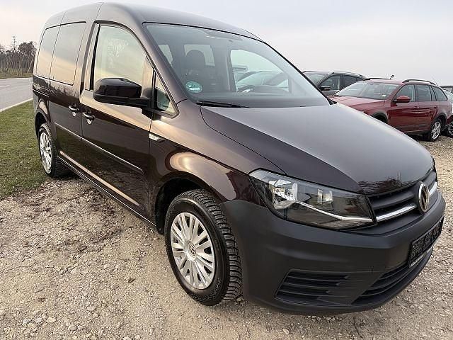 Gebraucht VW Caddy Trendline 102 PS (75 kW) 2016 Schwarz Van / Kleinbus