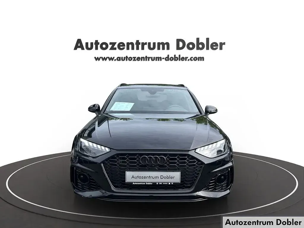Gebraucht Audi RS4 Sport 450 PS (330 kW) 2024 Schwarz Kombi