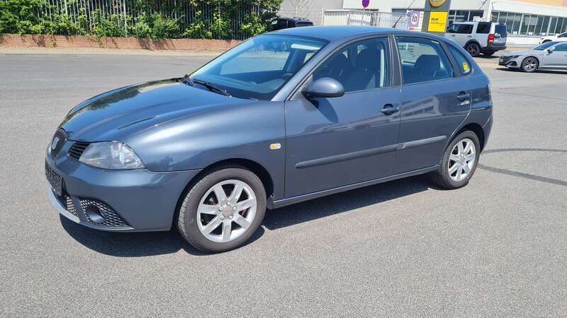 Grau Gebraucht 2007 Seat Ibiza Reference Kleinwagen | 1.790 € (Teuer) - Bild 1/4